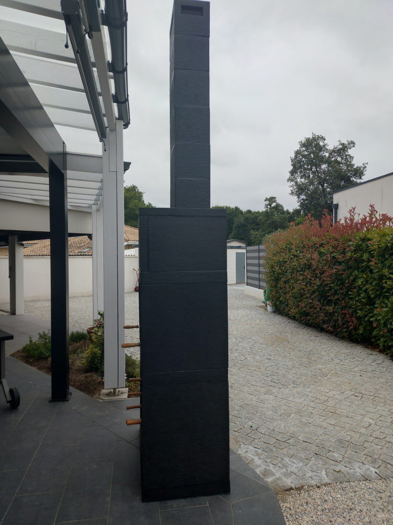 Línea 25 – Barbacoa moderna de diseño (4 colores) con parrilla de acero de 80 cm incluida
