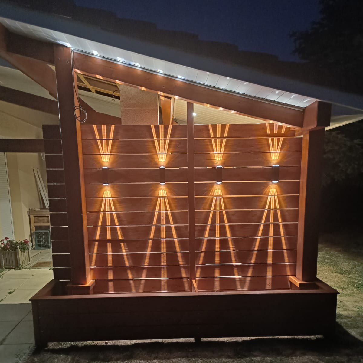 Calabria 326 – Brick & reconstituted stone barbecue with large work surface – 90 cm grill (sink + mural optional)