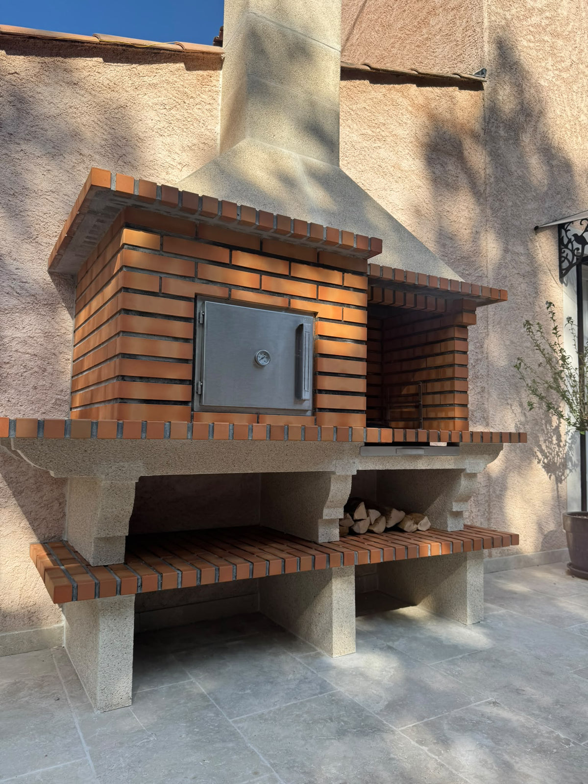 TerraCotto Brick Barbecue 124 – With Wood Oven Ø75 cm
