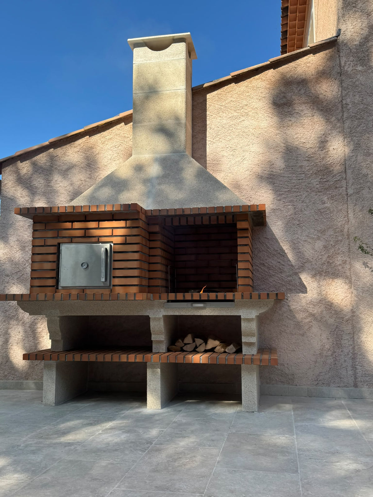 TerraCotto Brick Barbecue 124 – With Wood Oven Ø75 cm