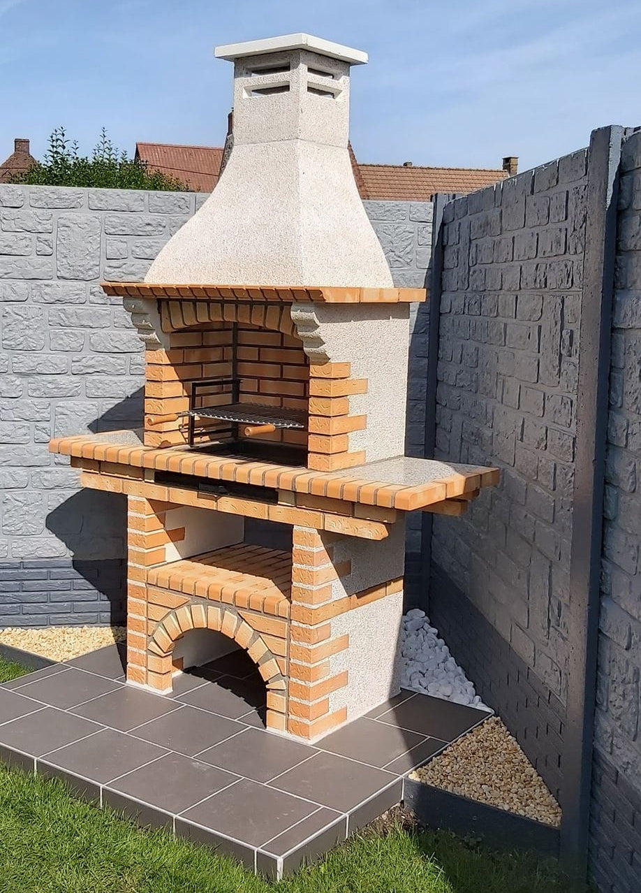 Calabria 206G – Barbacoa tradicional de ladrillo y piedra reconstituida con estante – parrilla 70 cm